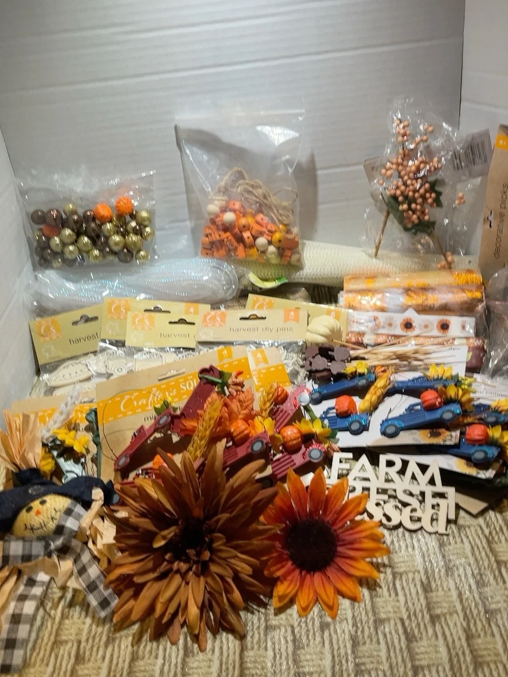 Harvest Floral & Pumpkin Craft Kit - Orange Fall Decorations